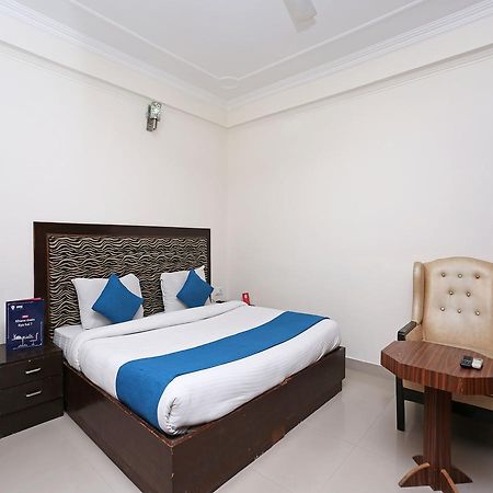 Oyo 10425 Queens Pearl Inn Ντεχραντούν Εξωτερικό φωτογραφία
