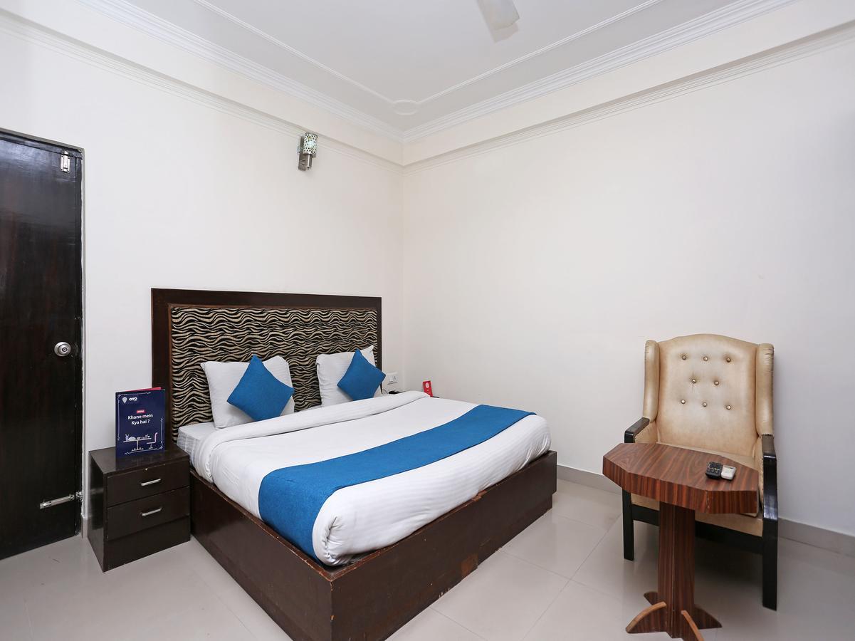 Oyo 10425 Queens Pearl Inn Ντεχραντούν Εξωτερικό φωτογραφία