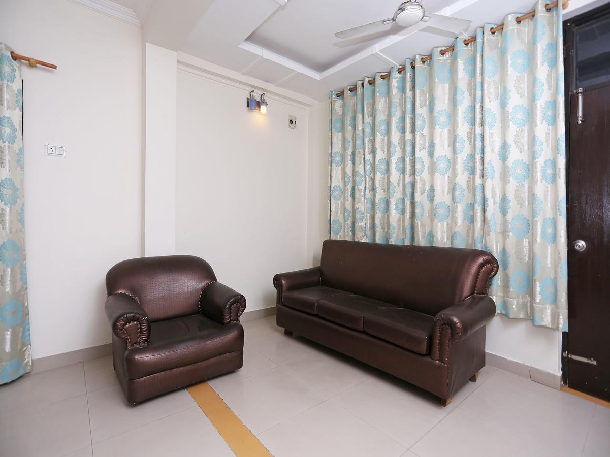 Oyo 10425 Queens Pearl Inn Ντεχραντούν Εξωτερικό φωτογραφία
